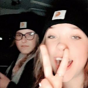 Meet your Posher, Isabella